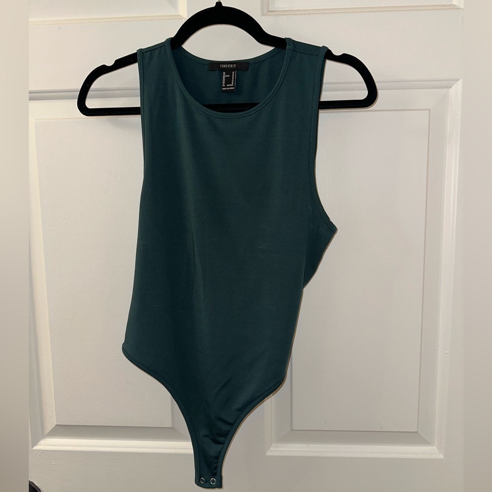 ❤️Forest Green Bodysuit Size Medium